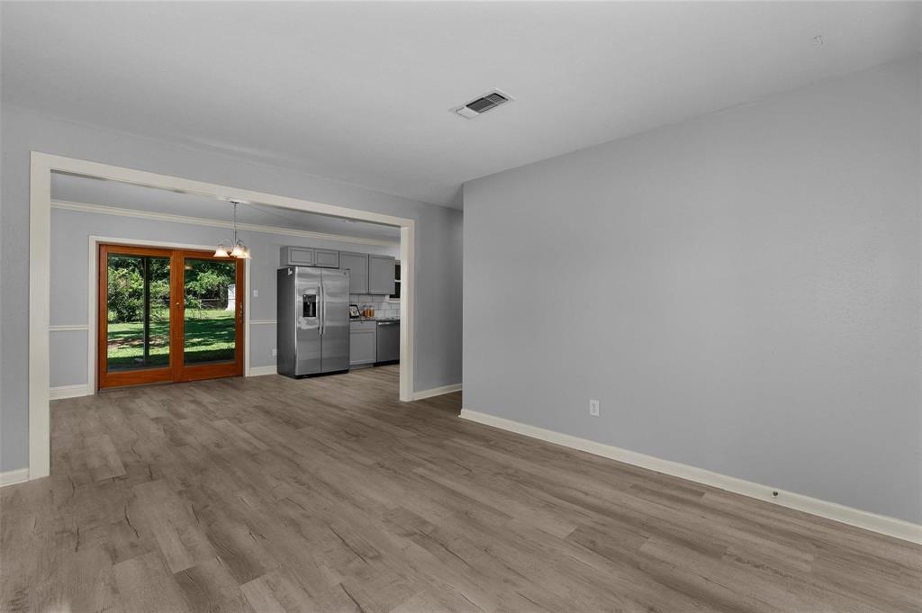 9034 Avalon Drive Property Photo 8