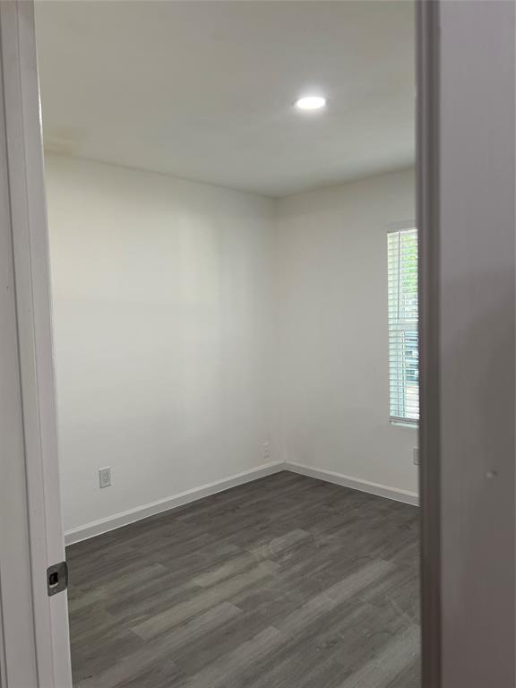 3221 Forestdale Lane Property Photo 12