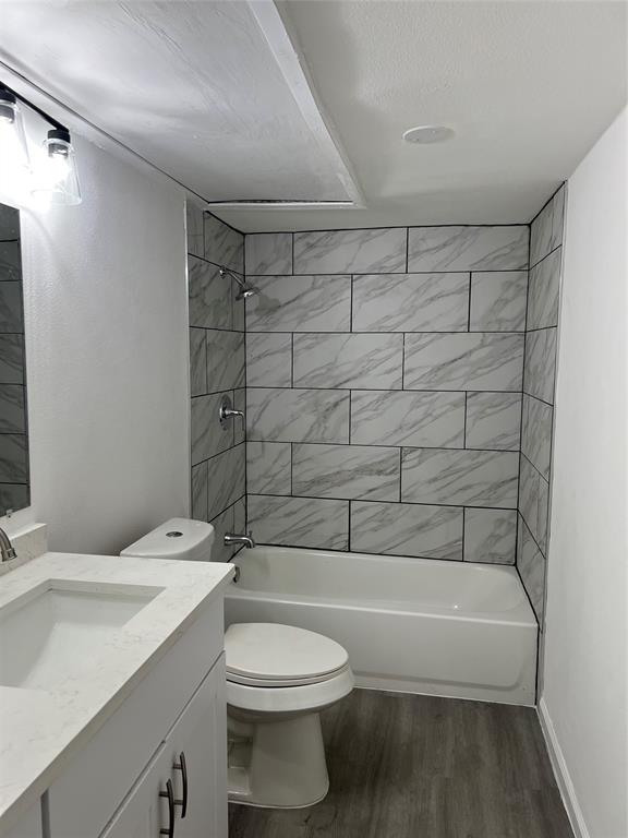 3221 Forestdale Lane Property Photo 17