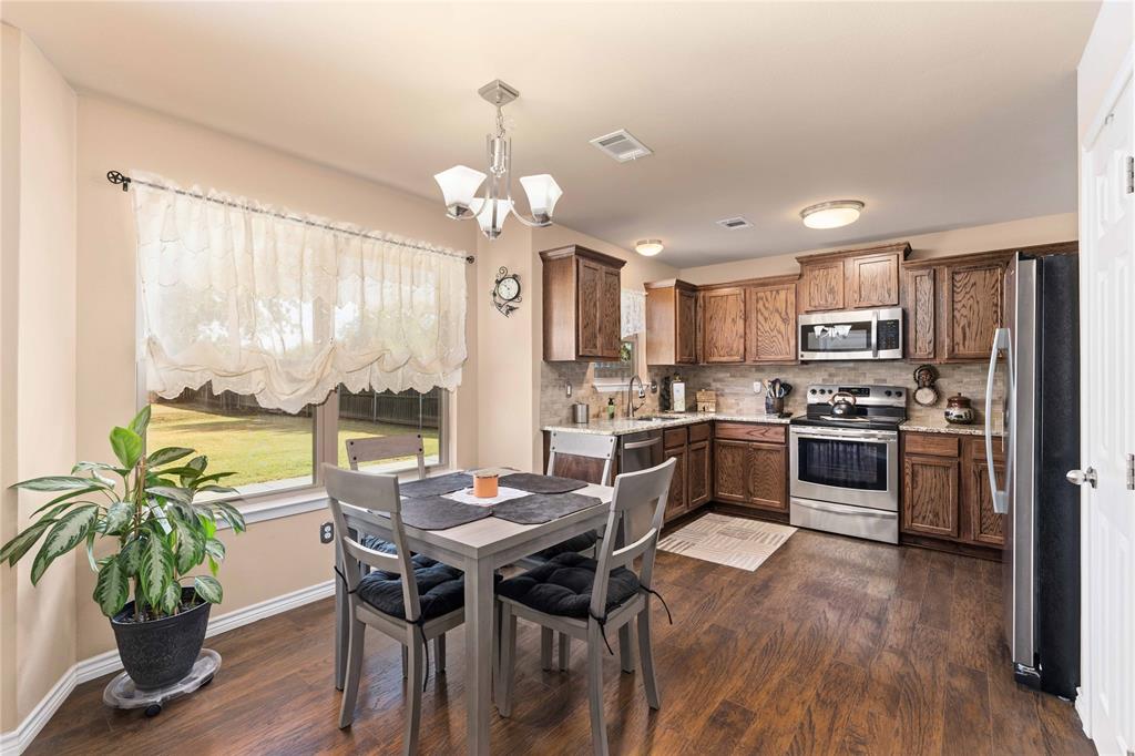 115 Bluebonnet Drive Property Photo 10