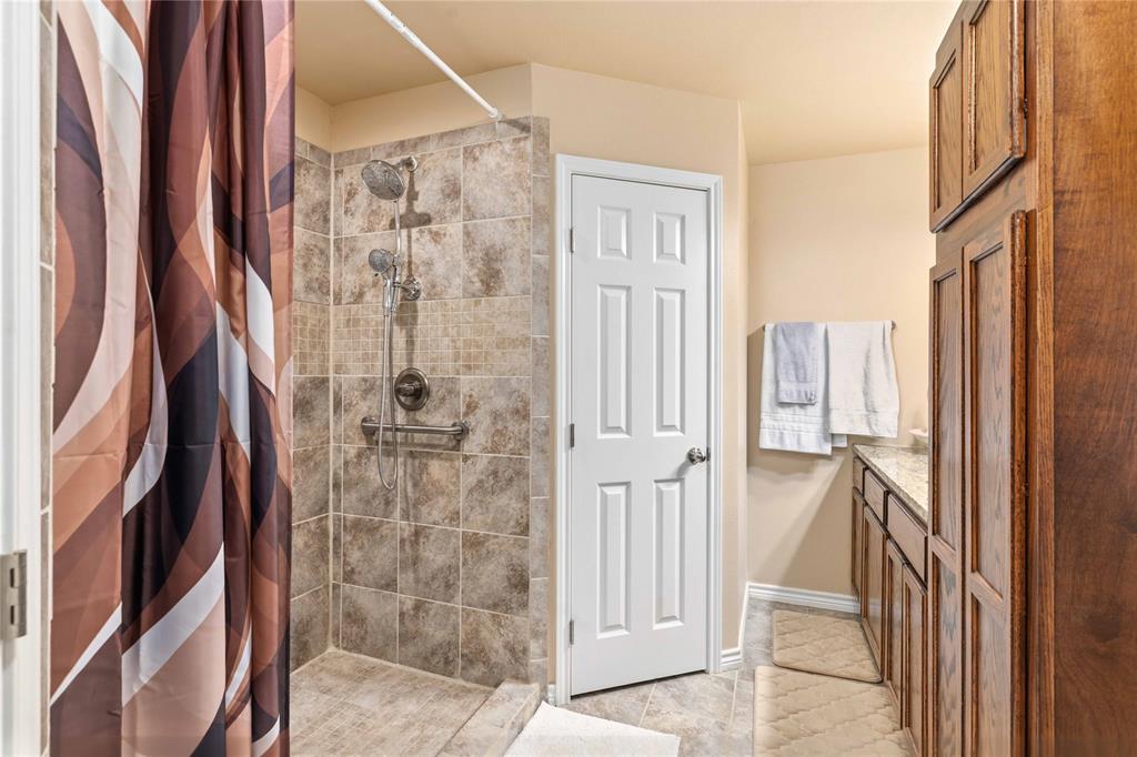 115 Bluebonnet Drive Property Photo 15