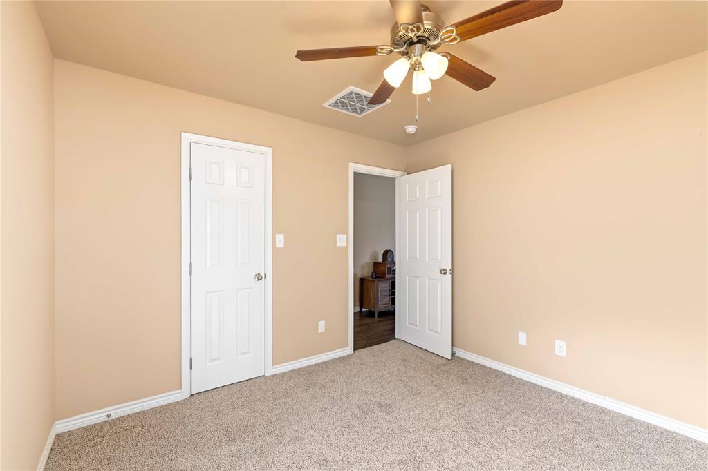 115 Bluebonnet Drive Property Photo 18