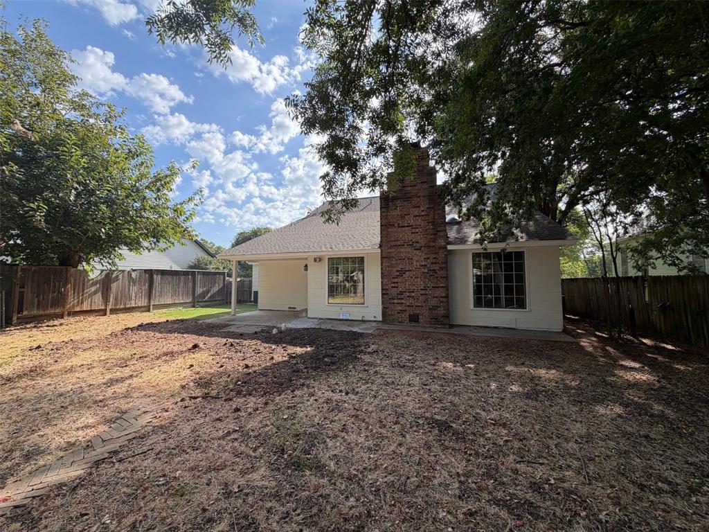 923 S Lindsay Street Property Photo 4