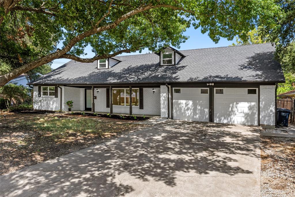 5748 Wimbleton Way Property Photo 1
