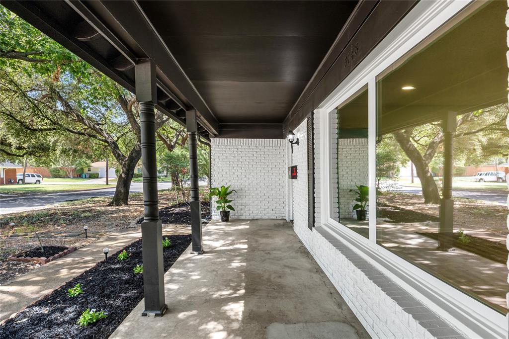 5748 Wimbleton Way Property Photo 3
