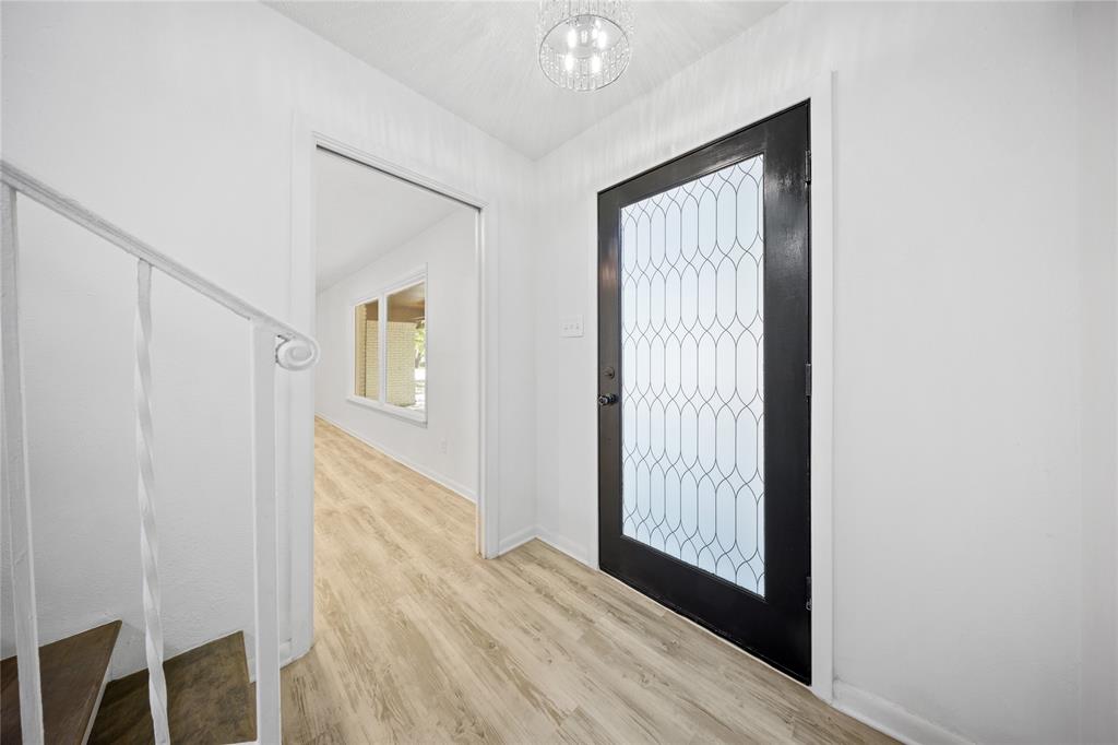 5748 Wimbleton Way Property Photo 4