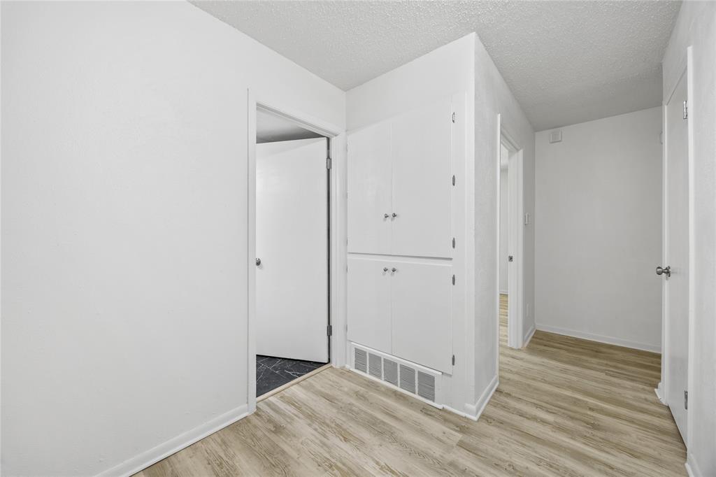5748 Wimbleton Way Property Photo 11