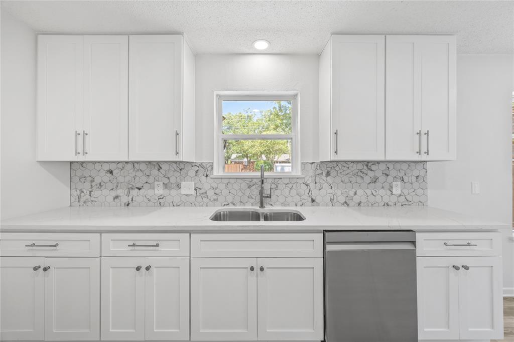5748 Wimbleton Way Property Photo 14