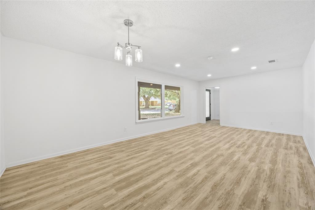 5748 Wimbleton Way Property Photo 16