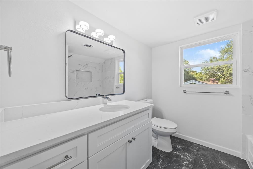 5748 Wimbleton Way Property Photo 20