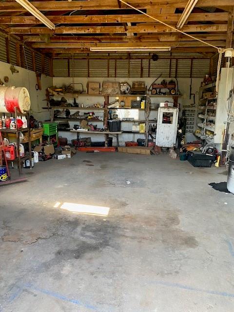 7960 W Fm 8 Property Photo 17