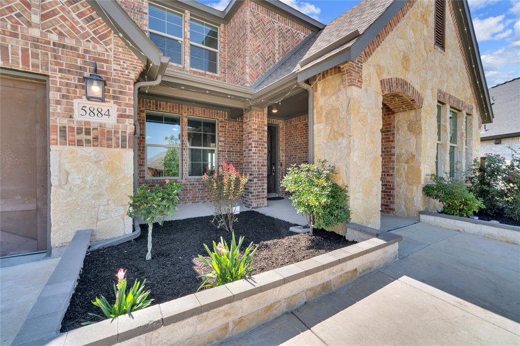 5884 Turner May Drive Property Photo 4