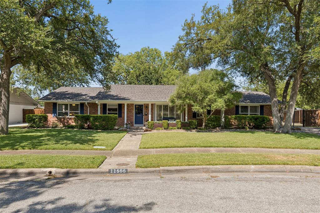 11555 Cromwell Circle Property Photo 1