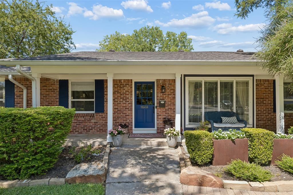 11555 Cromwell Circle Property Photo 2