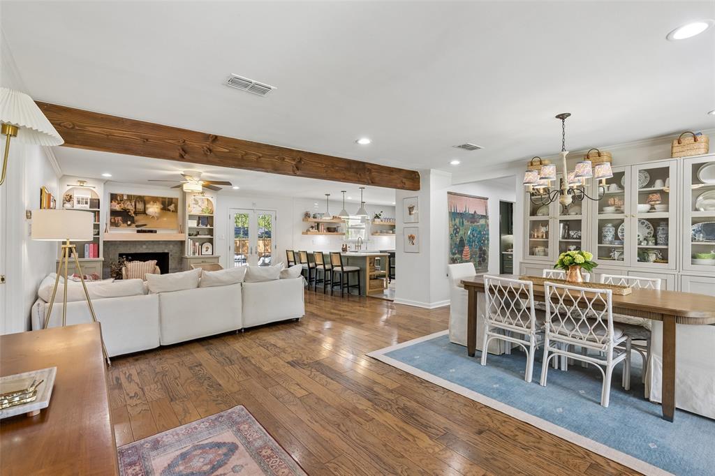 11555 Cromwell Circle Property Photo 3