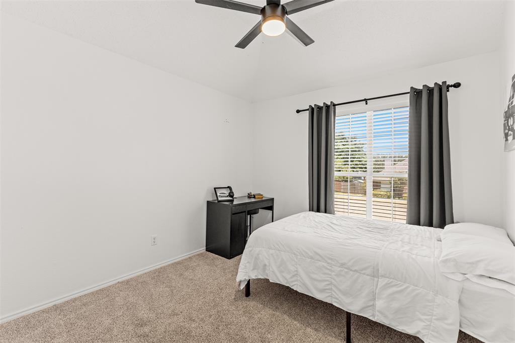1938 Woodglen Drive Property Photo 24