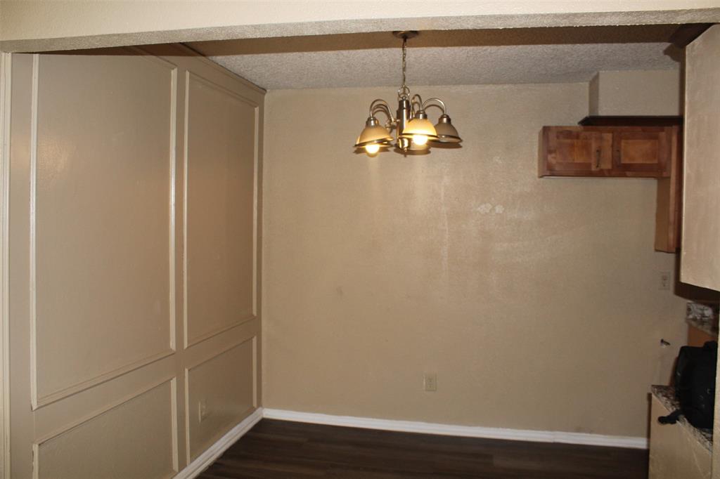 9022 Greenmound Avenue Property Photo 5