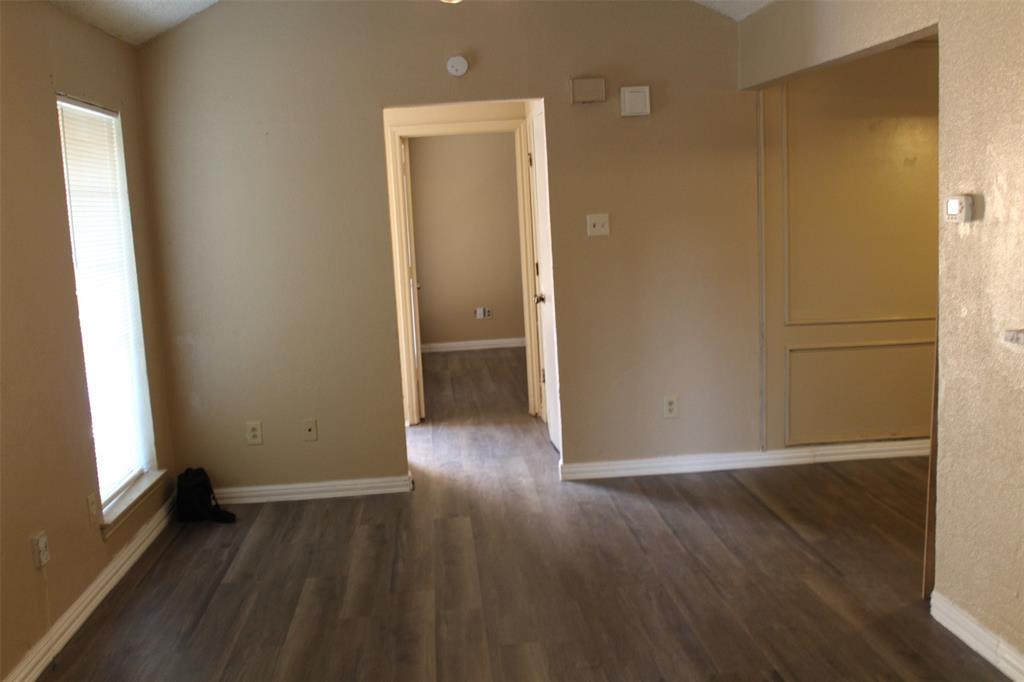 9022 Greenmound Avenue Property Photo 9