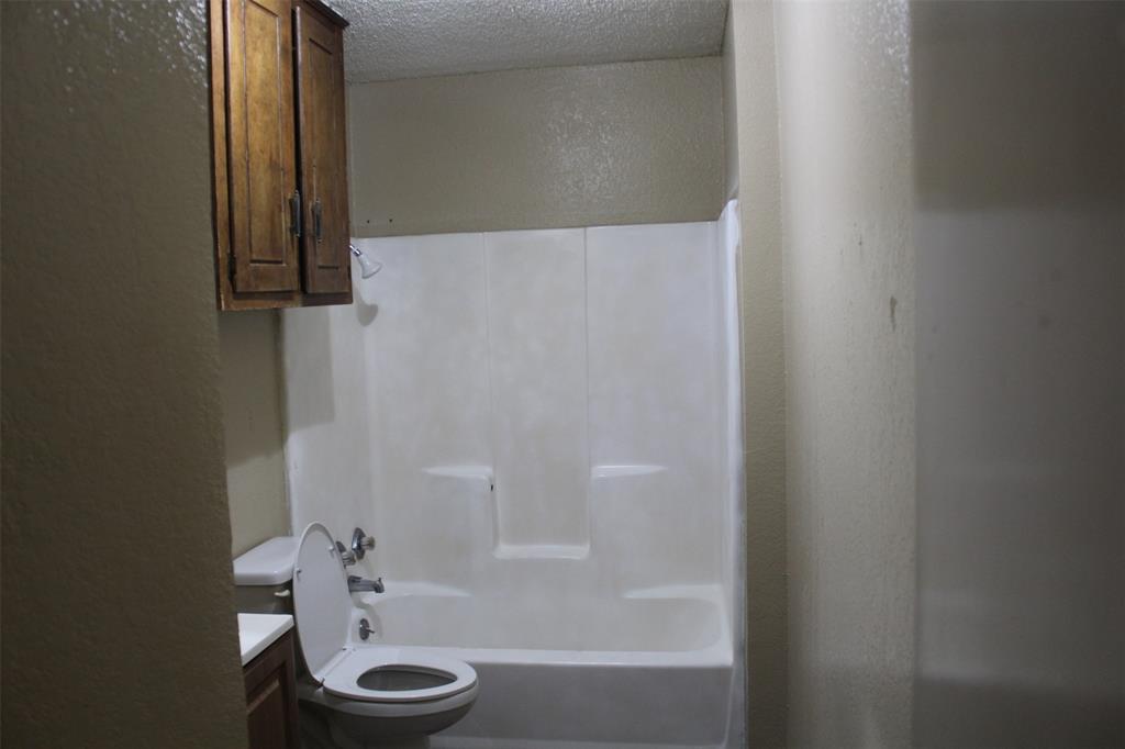 9022 Greenmound Avenue Property Photo 14