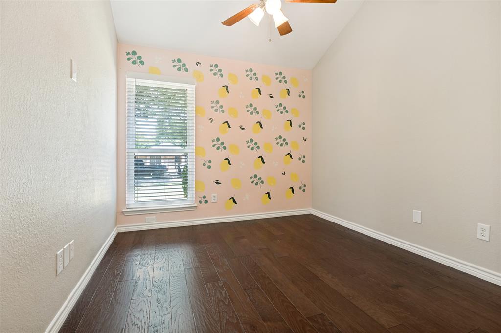 2702 Duval Drive Property Photo 12