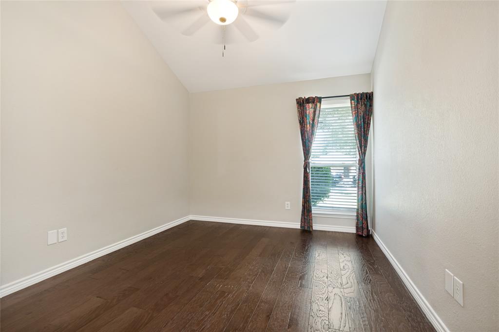2702 Duval Drive Property Photo 16