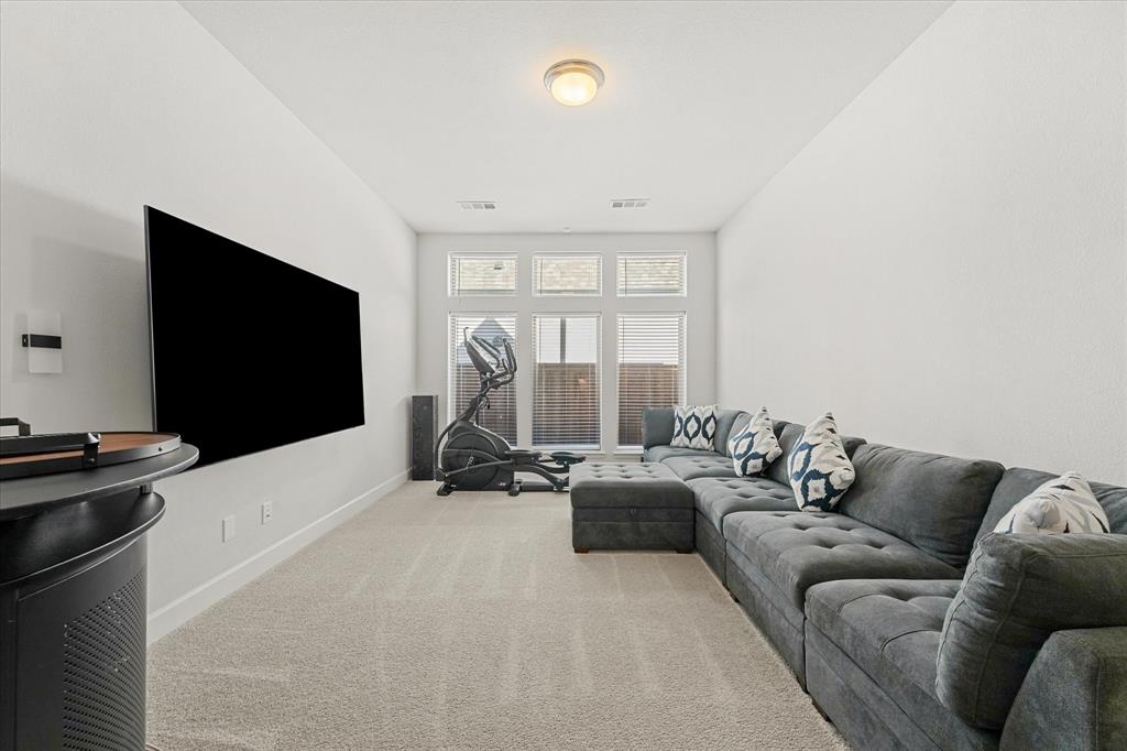 3316 Honey Suckle Lane Property Photo 14