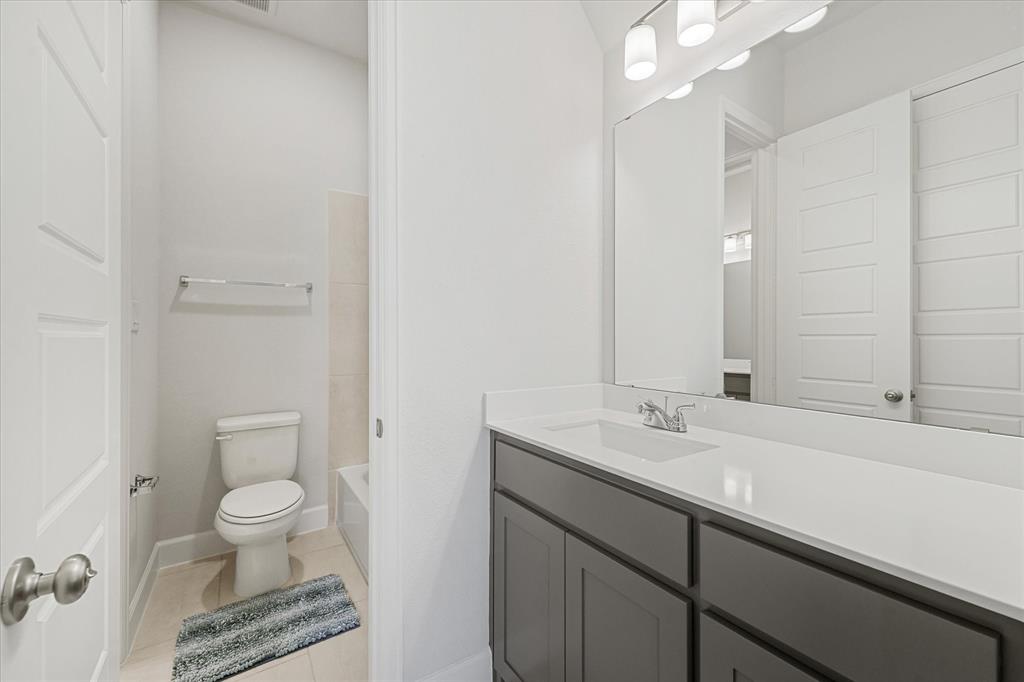 3316 Honey Suckle Lane Property Photo 24