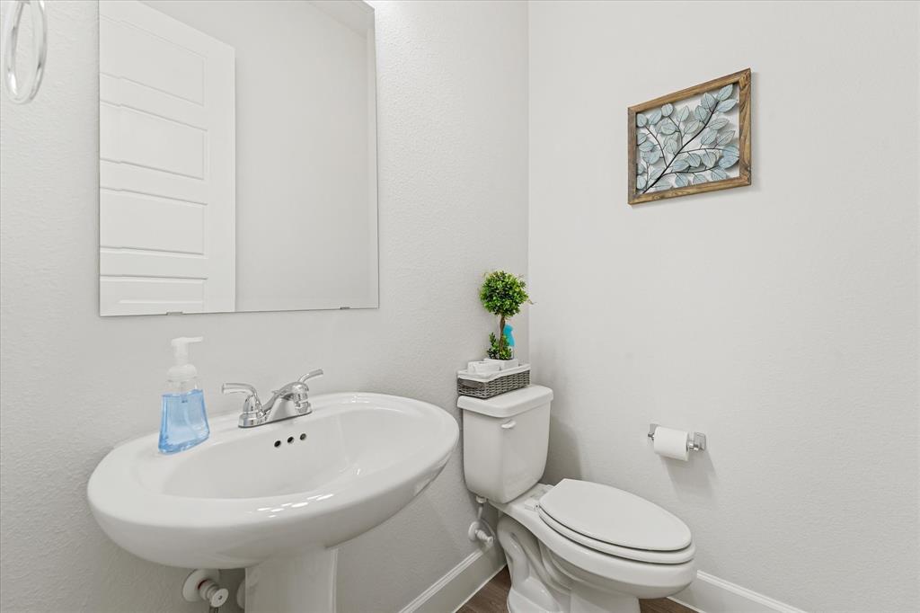 3316 Honey Suckle Lane Property Photo 33