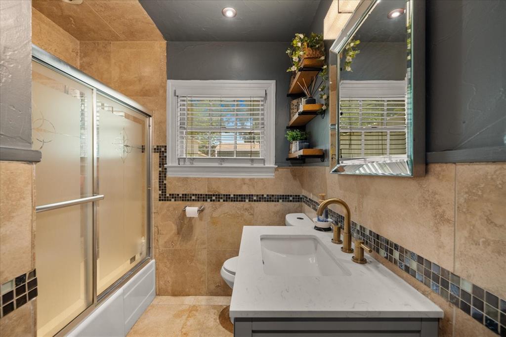 2510 W Jefferson Boulevard Property Photo 16