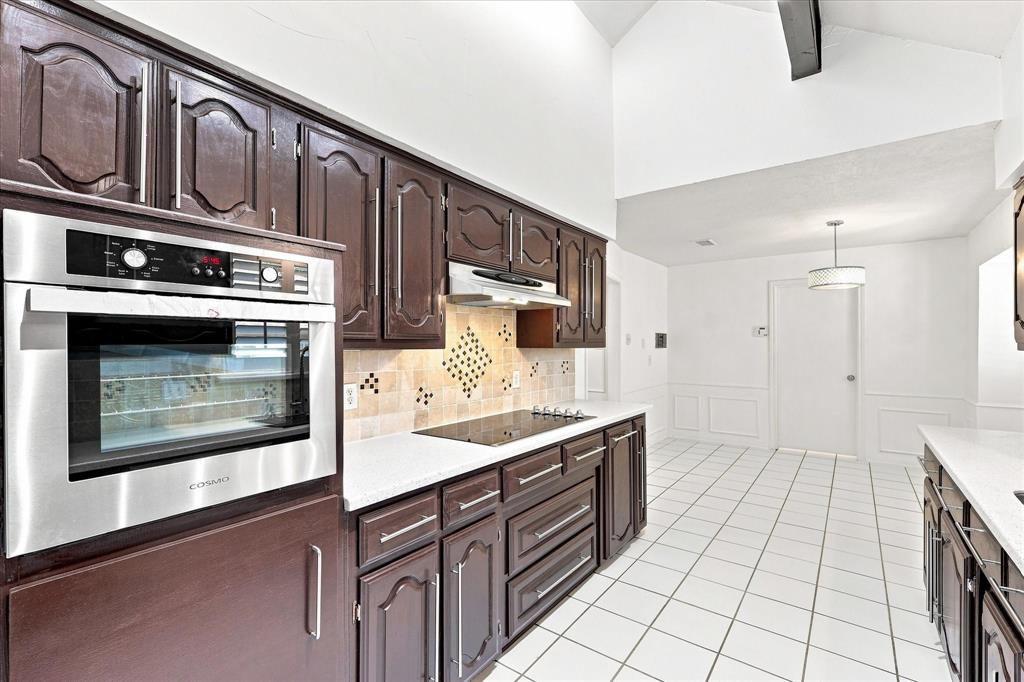 8721 Flint Falls Drive Property Photo 22