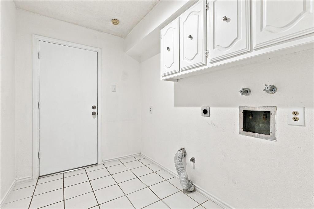 8721 Flint Falls Drive Property Photo 24