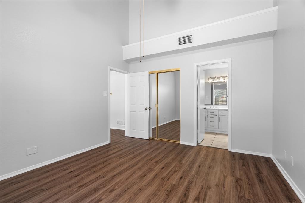 8713 Elbe Trail Property Photo 5