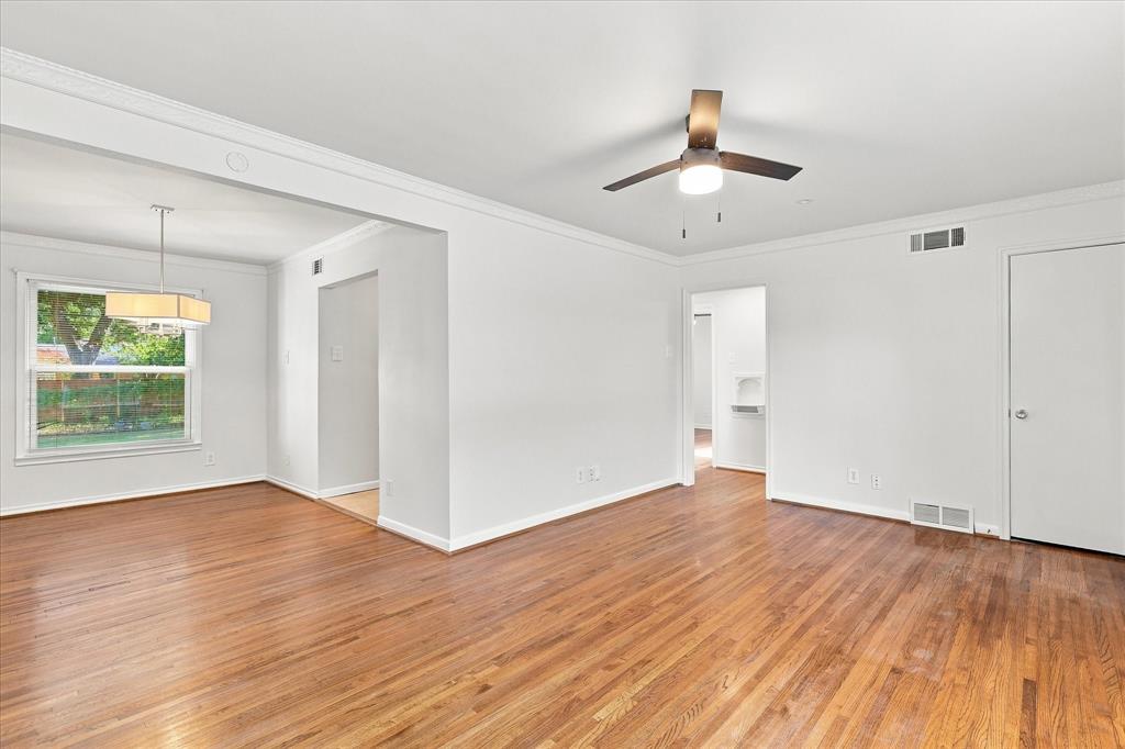 2125 Housley Drive Property Photo 4