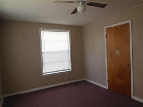 109 Willow Street Property Photo 6