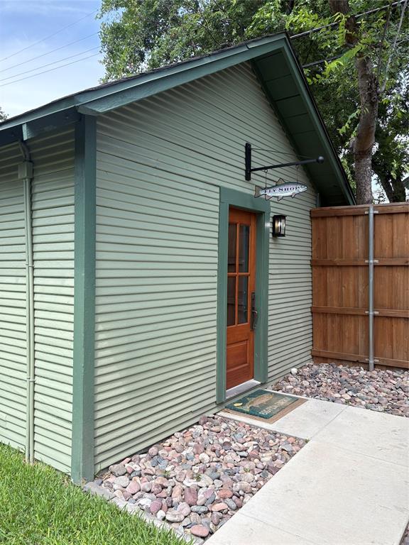 1941 6th Avenue Property Photo 22