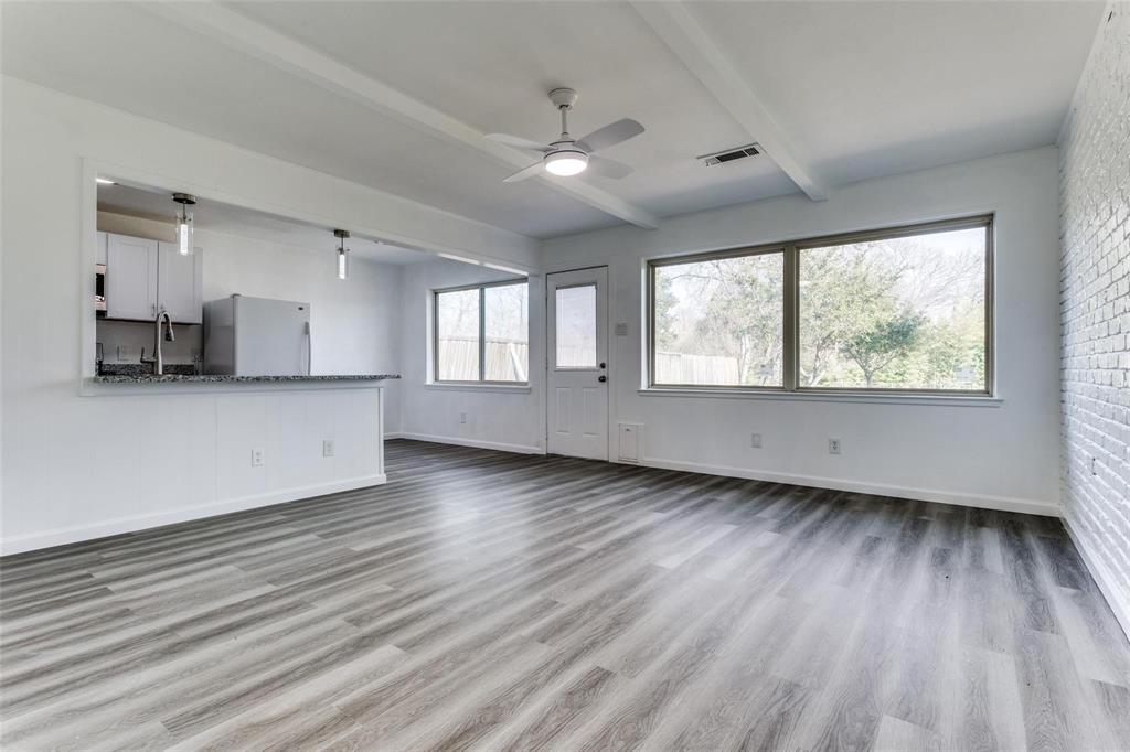 1606 W Shore Drive Property Photo 7