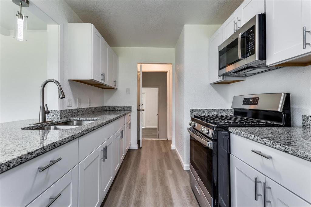 1606 W Shore Drive Property Photo 11