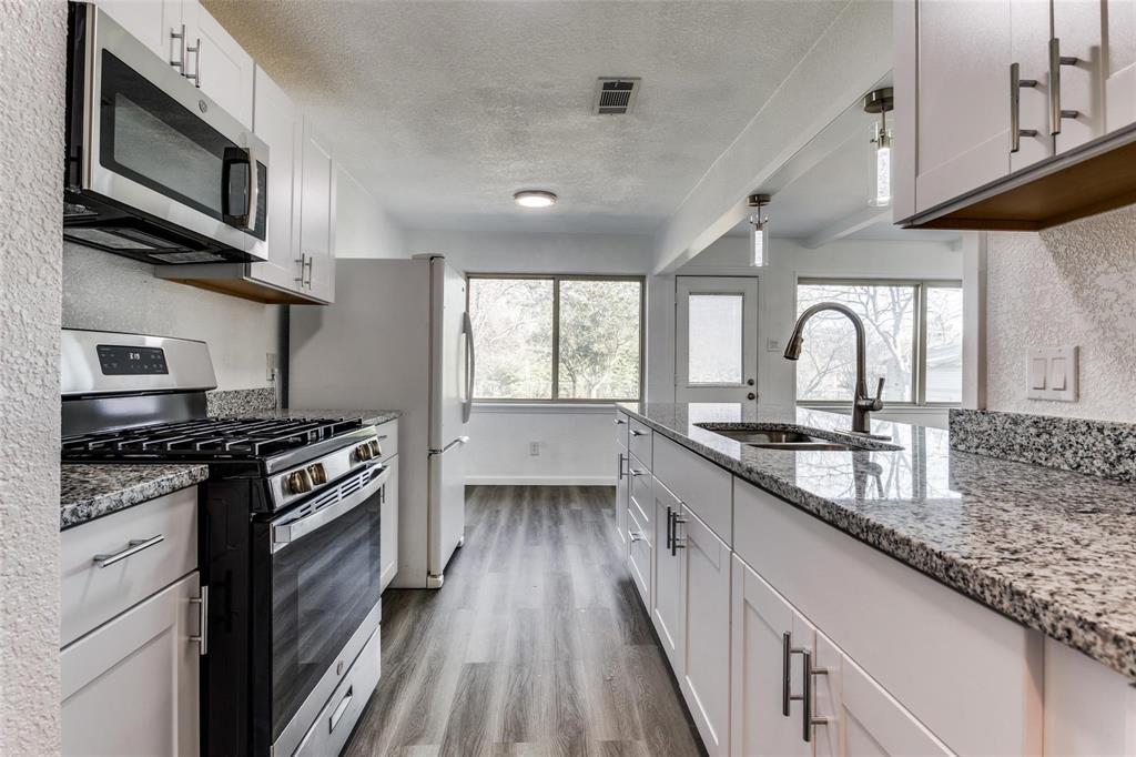 1606 W Shore Drive Property Photo 13