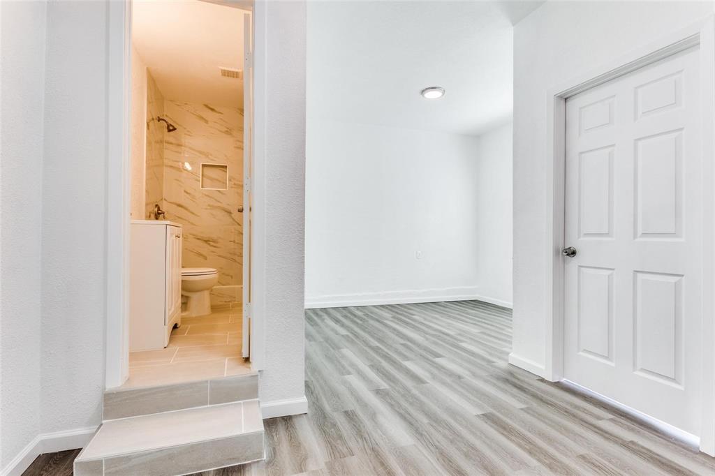 1606 W Shore Drive Property Photo 14