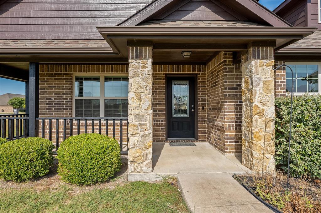 501 Hubbard Circle Property Photo 3