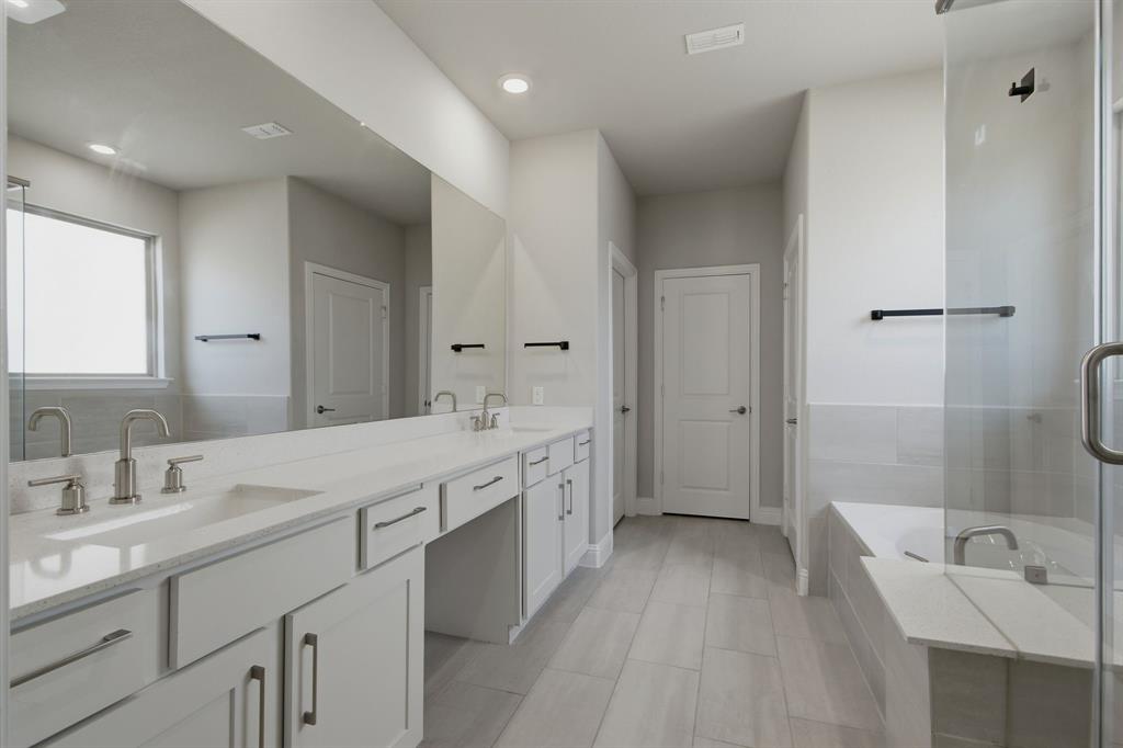 201 Baker Street Property Photo 20