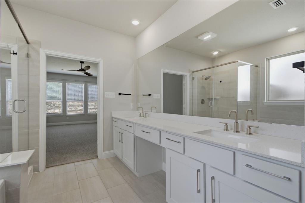 201 Baker Street Property Photo 21