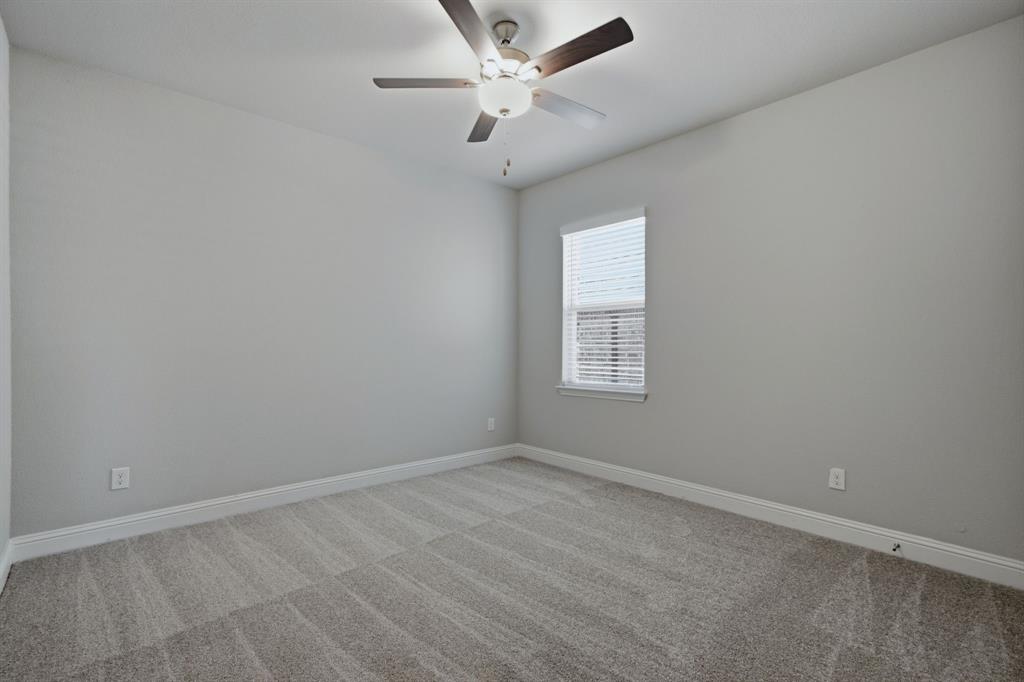 201 Baker Street Property Photo 24