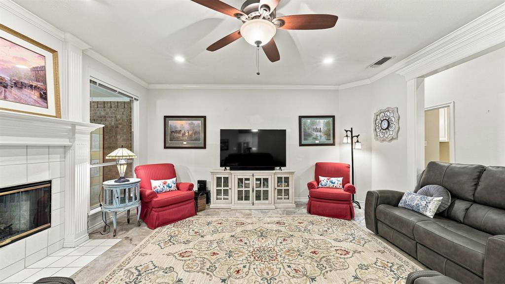 6021 Melrose Circle Property Photo 13