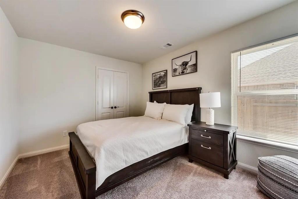 808 Oak Valley Property Photo 9