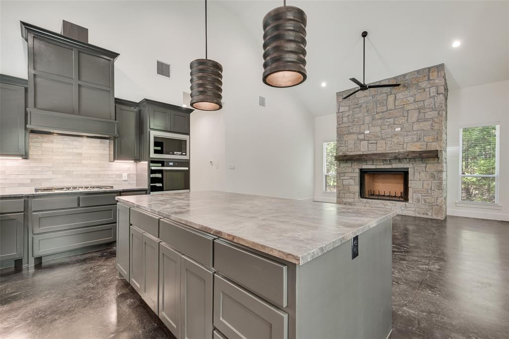 6326 Fm 2101 Property Photo 1