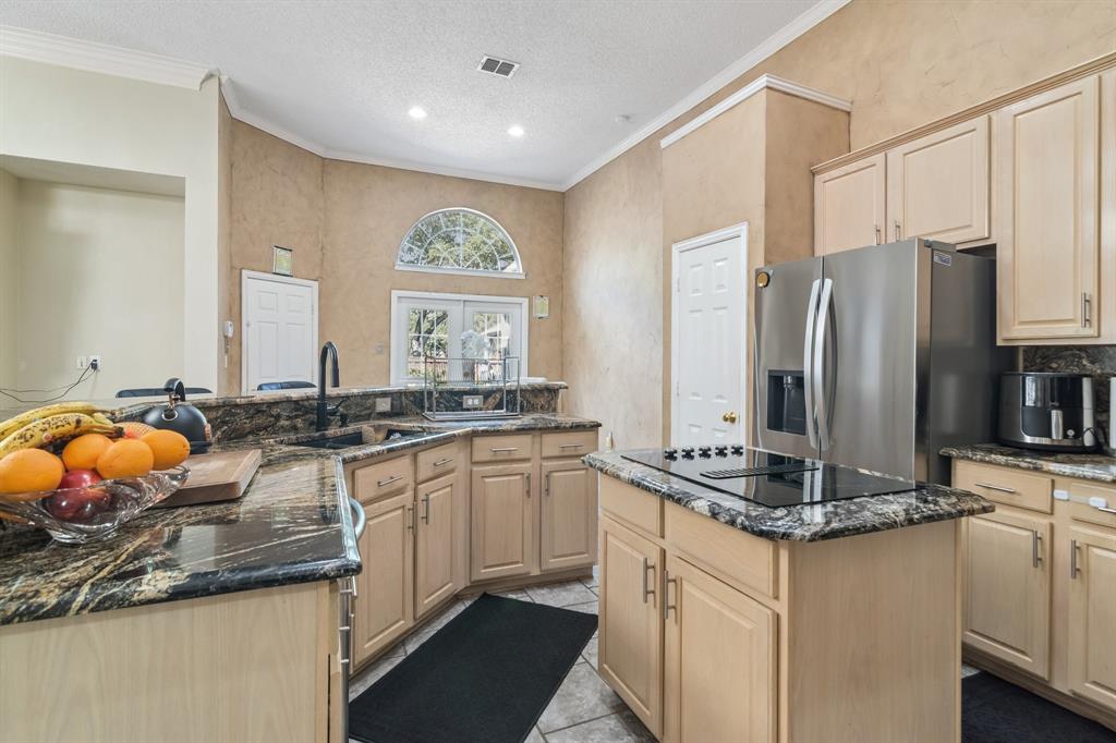 305 Andre Drive Property Photo 13