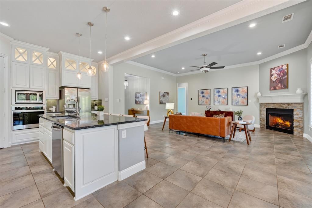 6451 Still Waters Court Property Photo 14