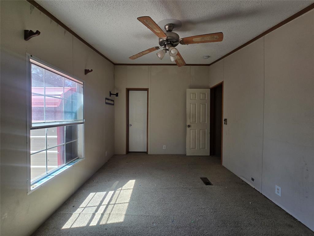 3003 Hilltop Road Property Photo 6