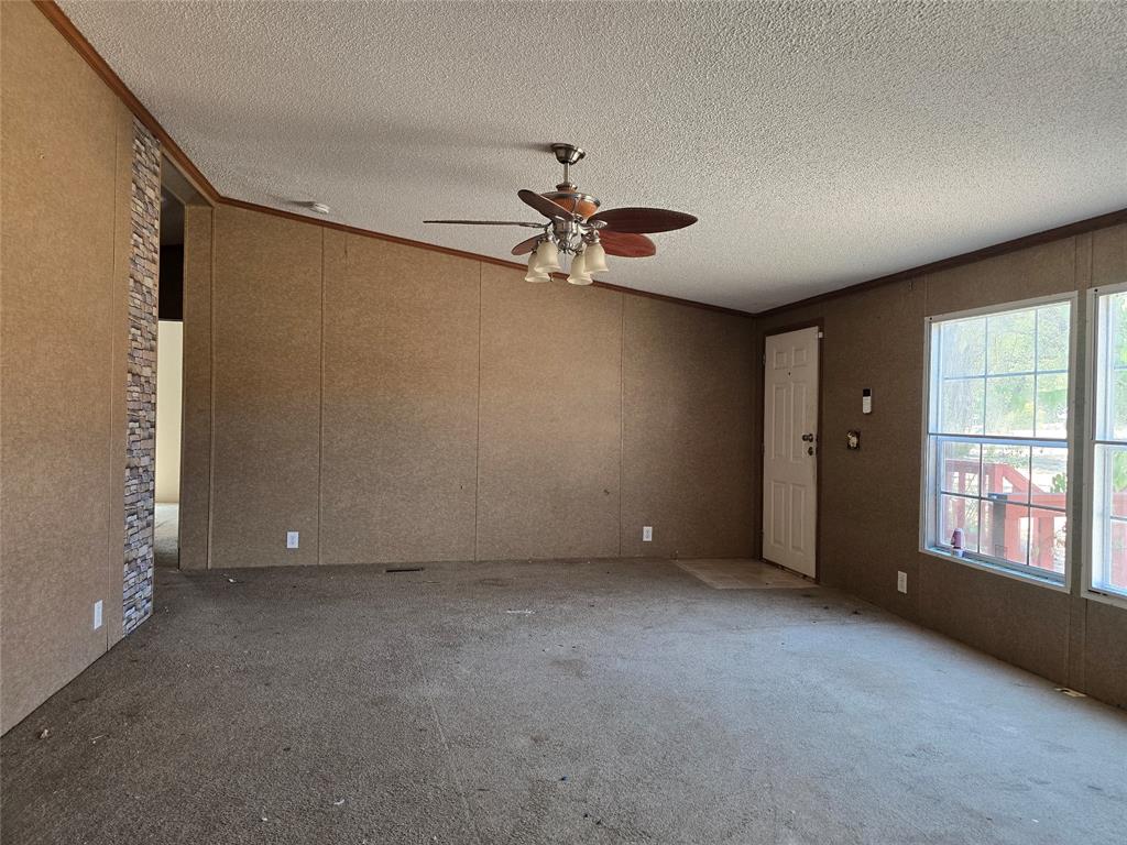 3003 Hilltop Road Property Photo 11